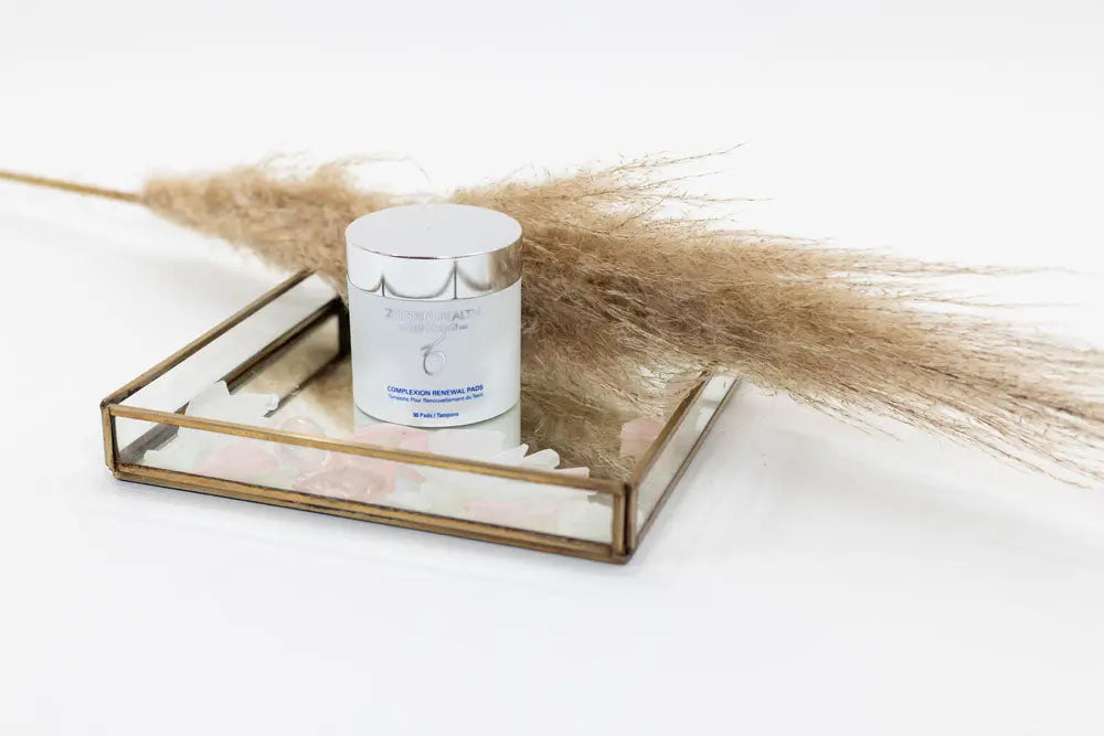 ZO Skin Health Complexion Renewal Pads - Oil and Debris Removal for Pore Unclogging, Skin Health Enhancement, 60 Pads per Jar