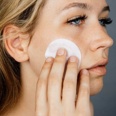 EMER SKIN Enzymatic AHA Resurfacing Glow Pads. 15% glycolic acid. 60 pads - $58.00 USD