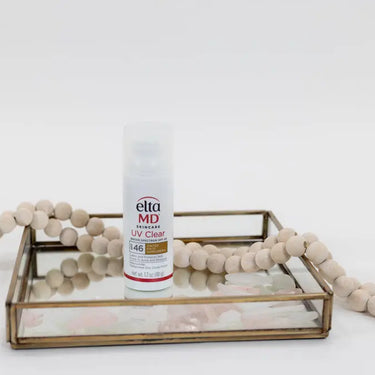 EltaMD Skin Care UV Clear Tinted SPF 46, Broad-Spectrum Sunscreen with 5% Niacinamide, Suitable for Sensitive Skin, Health & Beauty Personal Care Cosmetic